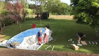 0029 - Putting up the bigger pool