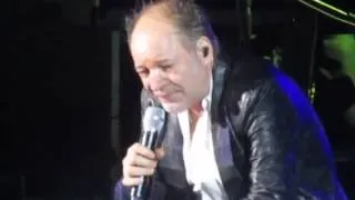 Vasco Rossi Vita Spericolata - Canzone live - il KOM si commuove