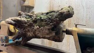 Woodworking NDT || Turn Forgotten Tree Trunks Into Artistic Masterpieces