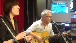 Jil Caplan - Oh! tous les soirs (live @ FNAC City2)