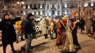 Новогоднее представление и танцы, на Манежной площади в Петербурге открылась Рождественская ярмарка!