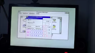 Mum tries out Windows 3.11 (1993)