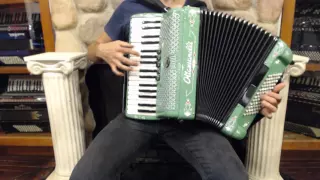 How to Play a 72 Bass Accordion - Lesson 1 - Irish Reel in D Minor - Tamlin / Glasgow Reel