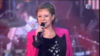 Dorothée  medley live 2010 années bonheur