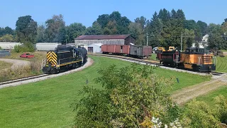 Moving Freight on the Arcade & Attica Railroad! Ex D&H RS3m #406/114 in Action - 9/21/23