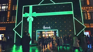 Harrods Christmas Windows 2020 + Harvey Nichols ✨ Knightsbridge London Walk