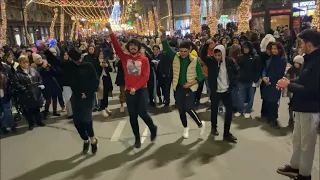 Парни Танцуют В Тбилиси На Улице Руставели 2023 Чеченская Песня Гогия ALISHKA Dance Gogia