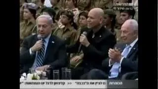 Bibi sings for peace - Netanyahu celebrates Independence day with a solo "Ose Shalom"