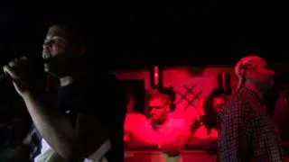 Makonnen Performs "Club Goin Up On A Tuesday" Live