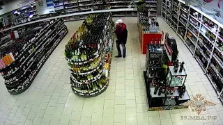 Полиция разыскивает подозреваемого в краже алкогольной продукции