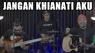 JANGAN KHIANATI AKU - AZLAN & THE TYPEWRITER | 3PEMUDA BERBAHAYA COVER VERSI KENYED FUN JAVA