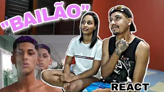 REACT - Meno Tody "Bailão" (official Vídeo) *Leo&Elisa*