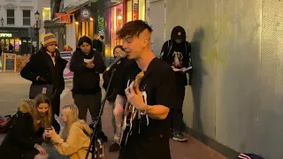 Dominoes! Listen to this extraordinary original song LIVE! Ren busking in Brighton Ship Street! 4K