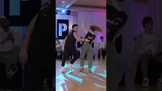 Improv🥇 When he hits the floor 🫨 HER ROLL THOUGH. Improvised dance competition...