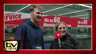 Straßenumfrage: Ostern | Halloween von der Kirche | TV total