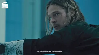 World War Z : Un laboratoire infesté de zombies (CLIP HD)