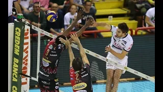 Highlights di Sir Safety Conad Perugia-Itas Trentino 3-1 (3^ giornata di SuperLega)