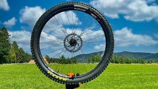 CUSTOM ENDURO MTB LAUFRÄDER - ALU oder CARBON ? | Pancho Wheels Vibe