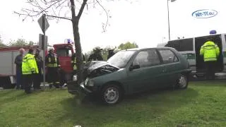 PKW gegen Baum in Steinpleis (Sachsen) 03.05.2012