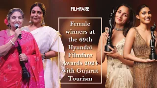 Catch glimpses of #AliaBhatt, #ShipaRao and others win the Black Lady on the stage