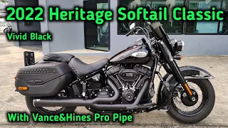 Heritage Softail Classic 2022 Vivid Black with Vance&Hines Pro Pipe Walkaround Close up details+ Rev