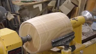 Деревянная бочка на токарном станке