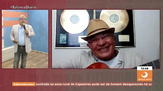 Compositor de grandes sucessos no Brasil, fala sobre trajetória na música