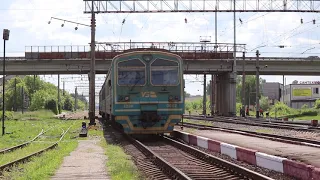 Пригородный Електропоезд ЕД9М - 0062 на станции Хмельницкий сообщением Жмеринка- Гречаны.