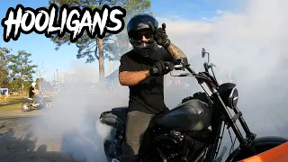 HOOLIGANS - Harley-Davidson stunt show - Hoedown at the showground