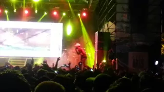 Kid Cudi performing "Red Eye"