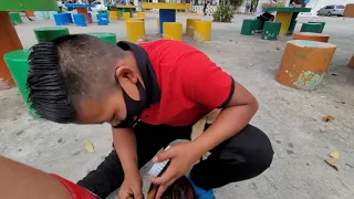 14 Yr Old SHOE SHINE BOY GOT SKILLS! | Downtown Cancun Mexico 🇲🇽