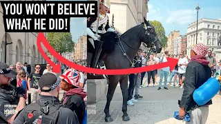 MAN DISGUSTS ROYAL GUARD & POLICE SPEECHLESS WHEN HE DID THIS! | Horse Guards, Royal guard, London