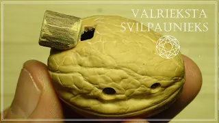 Valrieksta svilpaunieks / Walnut Ocarina