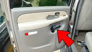 То, что нашёл мужчина внутри двери автомобиля заставило его остолбенеть!