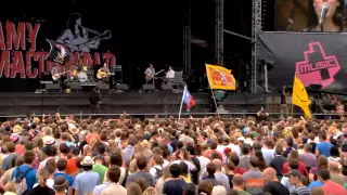 Amy Macdonald - This Is The Life (Live at V Festival, 2008)