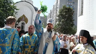 Литургия в женском монастыре "Всецарица"