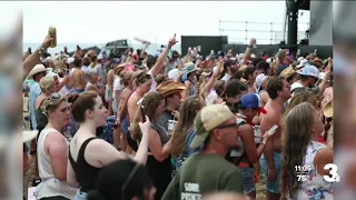 BEACH IT!: Country music lovers enjoy fun filled weekend despite rainy weather