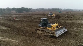 Shantui SD16 hydraulic bulldozer with Weichai WP10 electronically controlled engine.