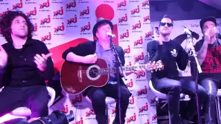 Fall Out Boy - The phoenix & Sugar We're Going Down - Live acoustic @ Orléans - Infrared 04 04 13