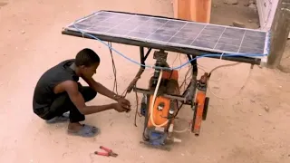 Togo : Panneau Solaire Intelligent, innové par un Jeune Autodidacte. Hi-Tech