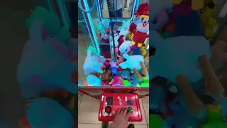 Свинка Пеппа теперь МОЯ😻 Сколько было попыток? #arcade #clawmachine #win #хватайка #play