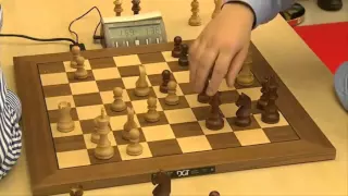 Kramnik pushes too hard vs Mamedyarov BLITZ!