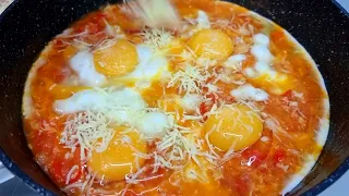 Do you have tomatoes and eggs at home? I have never eaten such delicious eggs with tomatoes!