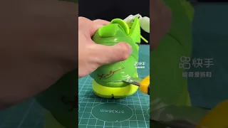 Too small so I cut them Nike Kobe 6 Protro Grinch CW2190-300 ASMR (GREEN APPLE/VOLT-CRIMSON-BLACK)