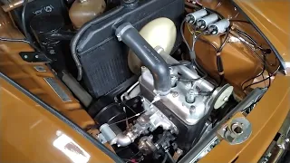 IFA Wartburg 311 1961 mit laufendem Motor