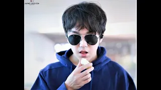 DIMASH  Shanghai - Beijing  Departure 【 Dimash eats pear kernels at Shanghai Airport】10. 22.2019