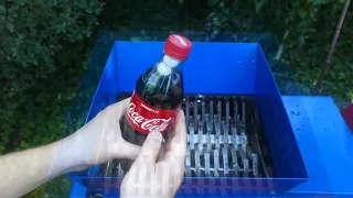 SHREDDING MENTOS AND COCA COLA! EXPLOSION EXPERIMENT!