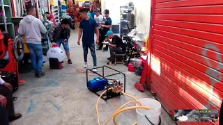 instalando hidrolavadora para lavado de carro