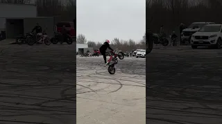 Supermoto circle wheelies #bikelife #dirtbike #dirtbikes #explore #ktm #motolife #motorcycle