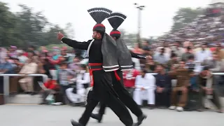 GNH Travel & Service : Wagah border (Pakistan/India border) Flag closing ceremony from Pakistan side